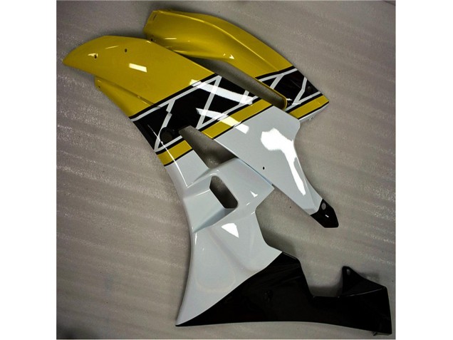 Moto Plástico Yamaha R6 2006-2007 - Amarelo Branco Preto Moto Plástico Yamaha R6 2006-2007 - Amarelo Branco Preto
