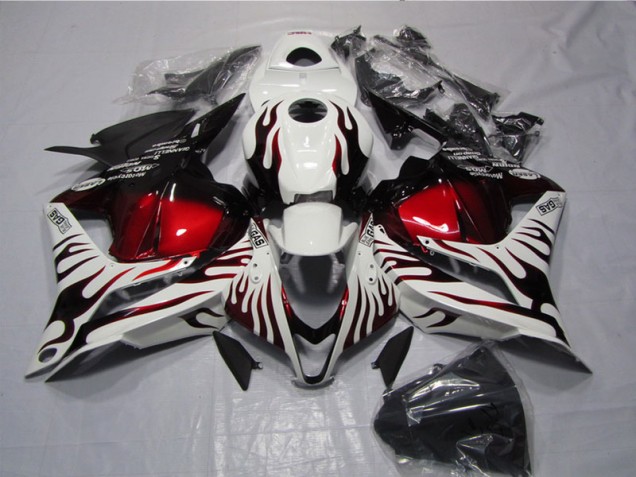 Carenagem Moto Honda CBR 600RR 2009-2012 - Branco Preto Vermelho Chama Carenagem Moto Honda CBR 600RR 2009-2012 - Branco Preto Vermelho Chama