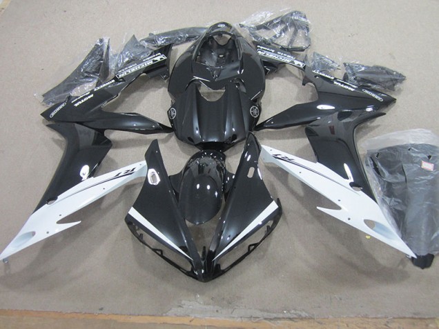 Carenagem Moto Yamaha R1 2004-2006 - Preto Branco